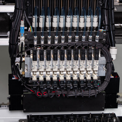 Macchina di selezione e posizionamento SMT SMD a 10 teste completamente automatica 01005 Macchina di produzione PCBA