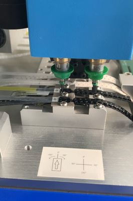 Il desktop SMT di Charmhigh seleziona e modello di produzione in serie della macchina del posto piccolo che ricerca l'insegnamento