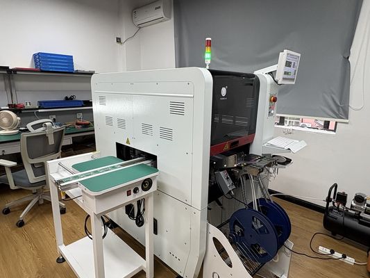 Compatto Industrial SMD Pick and Place Machine TC06 Chip Mounter per la linea di assemblaggio PCB
