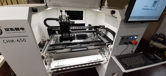 Macchina per il montaggio di componenti SMT PCB a 4 teste ad alta precisione CHM-650 per piano di lavoro