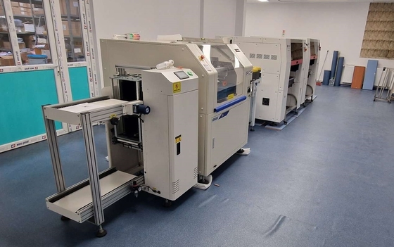 Charmhigh SMT PCB assembly line con stampante GKG-GSE e reflow a 8 zone