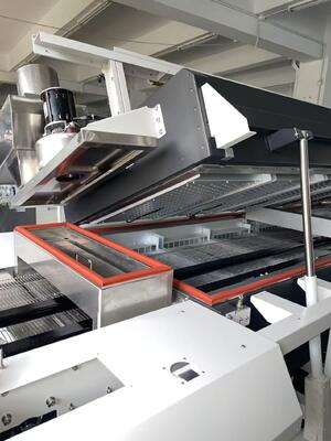 8800 Grande forno a reflusso a rotaia automatica completa PC Controllo senza piombo 3180x500mm