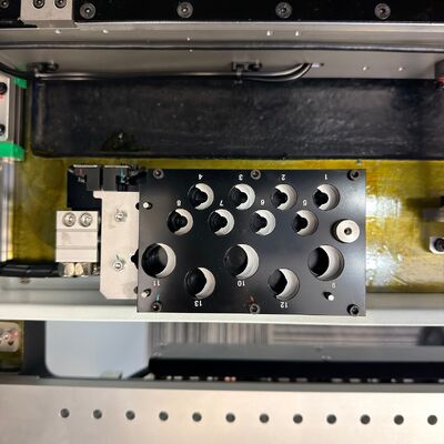 Macchina di selezione e collocazione SMD per PCB universale completamente automatica con base CHM-551