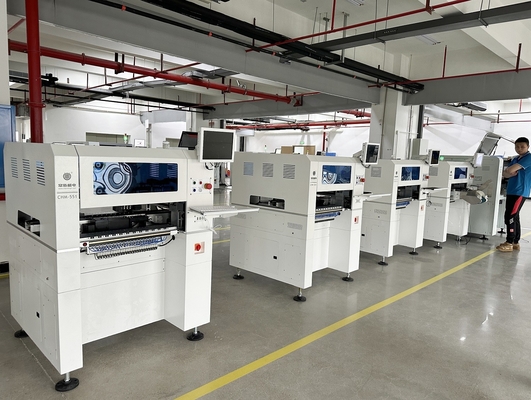 Alta precisione industriale 4 teste Pick Place Machine con cambio automatico, supporto 0201 BGA